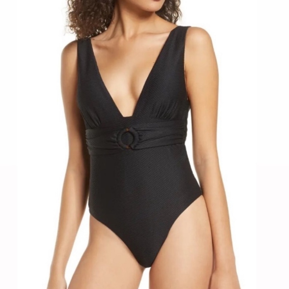 NWOT Chelsea28 Belted Textured One-piece Swimsuit